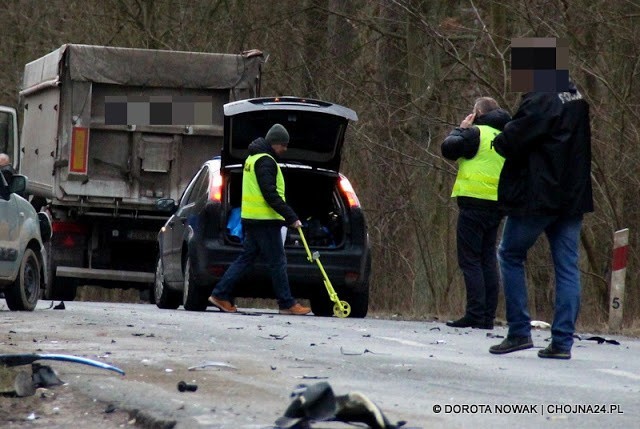 Wypadek koło Gryfina. Motocyklista zginął po uderzeniu z...