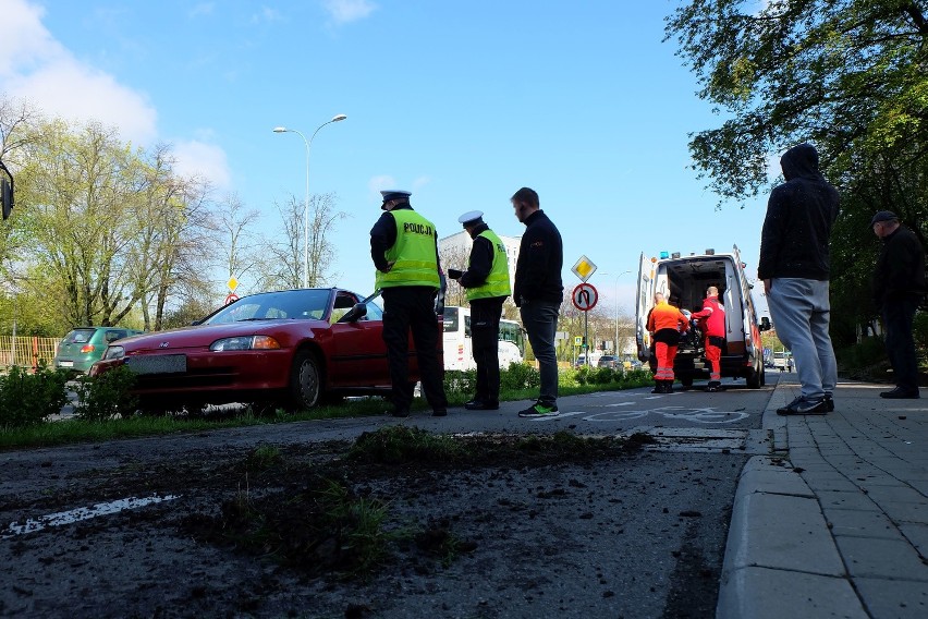 Wypadek autobusu na al. Piłsudskiego w Białymstoku....