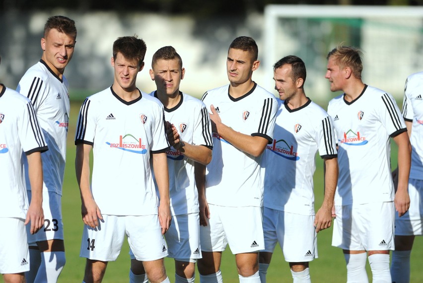 Ruch Zdzieszowic ograł beniaminka 3 ligi 2-0.