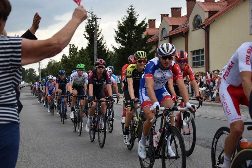 Tour de Pologne w Świątnikach Górnych. Strefa kibica oszalała na widok kolarzy [ZDJĘCIA]
