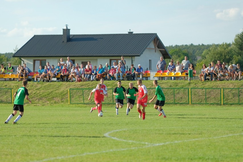 Regionalny Puchar Polski. KS Znicz Siennica Różana, czyli mały klub z dużymi aspiracjami