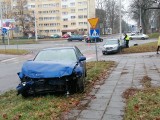 Wypadek na skrzyżowaniu ulic Zgierskiej i Kniaziewicza. Jedna osoba poszkodowana ZDJĘCIA