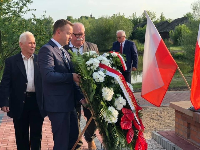 W Oleśnicy upamiętnili generała Józefa Hallera. Odsłonięto pomnik (ZDJĘCIA)