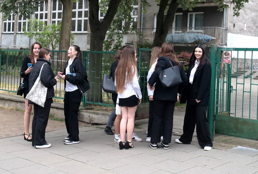 Egzamin ósmoklasisty w Szczecinie. Uczniowie dziś zdawali matematykę