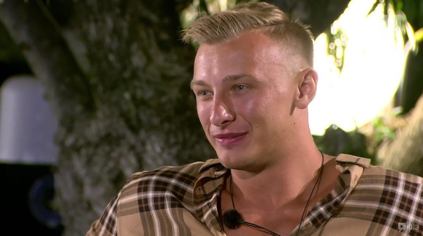 "Love Island. Wyspa miłości 2" odcinek 2. Ada i Alicja wkroczyły do willi! Pierwsze gorące pocałunki już za nami! Kto chce zmienić parę?