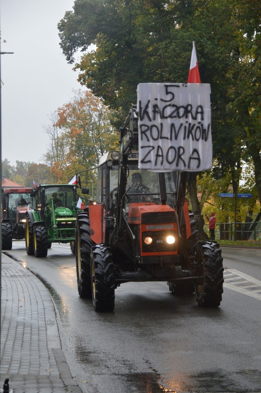 Protest rolników w Bytowie w środę, 21.10.2020 r.