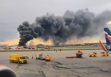 Moskwa: Awaryjne lądowanie samolotu na lotnisku Szeremietiewo. Nie żyje 41 osób