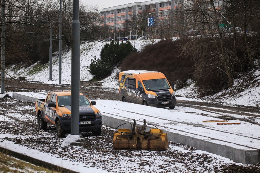 Odcinek przebudowywanej trasy PST do Lechickiej ma już...