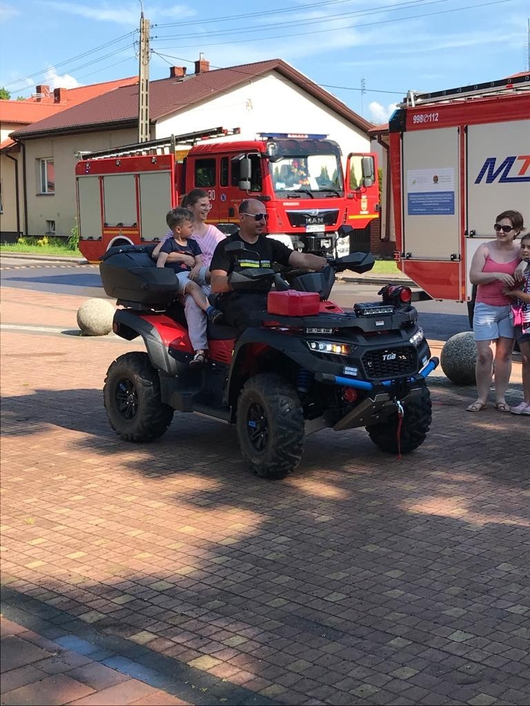 W Klwowie odbyła się wielka parada wozów strażackich z Ochotniczych Straży Pożarnych