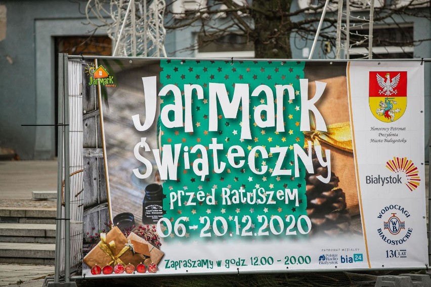 Jarmark przed Ratuszem 2020. Smakołyki i świąteczne ozdoby...