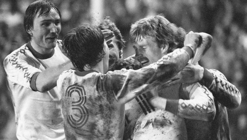2 marca 1983 r. Widzew na stadionie ŁKS pokonał Liverpool...