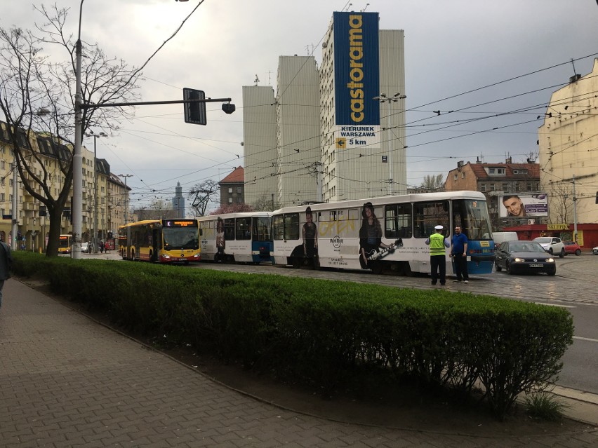 Czarny piątek MPK. Wypadki, awarie i objazdy [SPRAWDŹ]