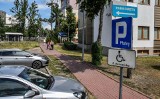 Parkowanie przy szpitalach - jedni płacić chcą, drudzy nie chcą ale muszą 