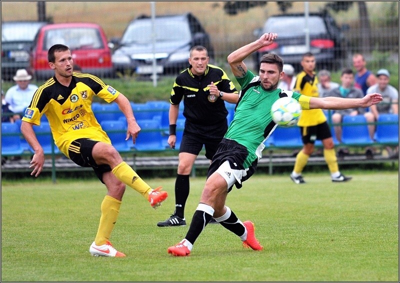 III liga: GKS Leśnik Manowo - Gryf Wejherowo 0:5 (0:1) [zdjęcia]