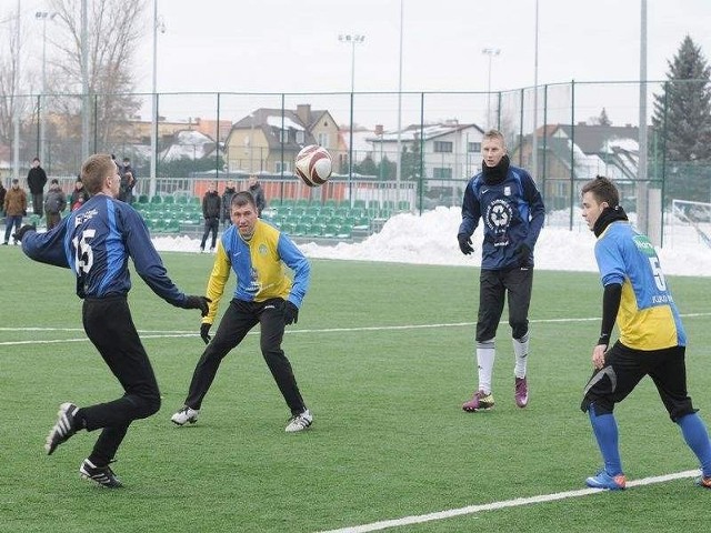 Elana Toruń po zimowych sparingach i przeprowadzonych zmianach kadrowych zamierza walczyć o awans do I ligi.