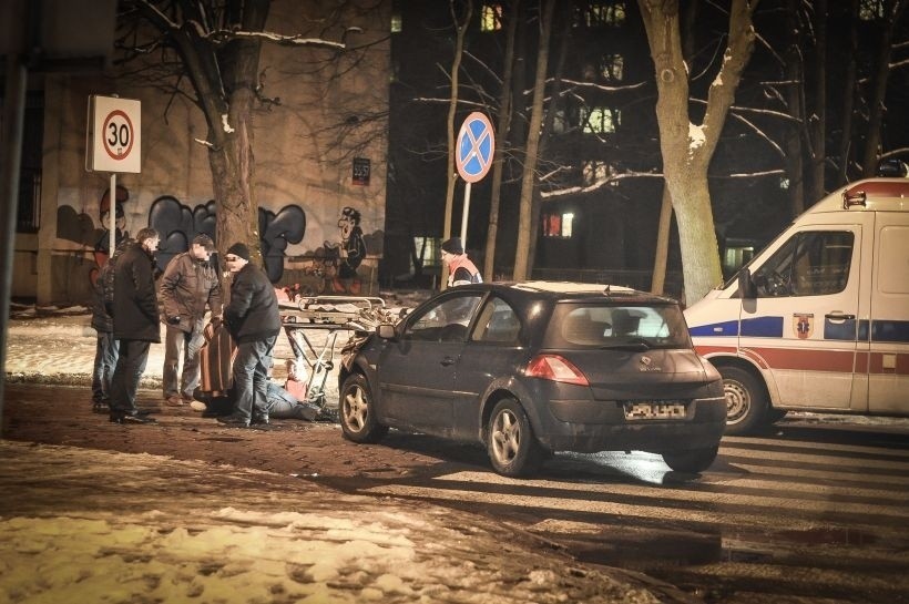 Wypadek w rejonie skrzyżowania ulic Dąbrowskiego i Podgórnej