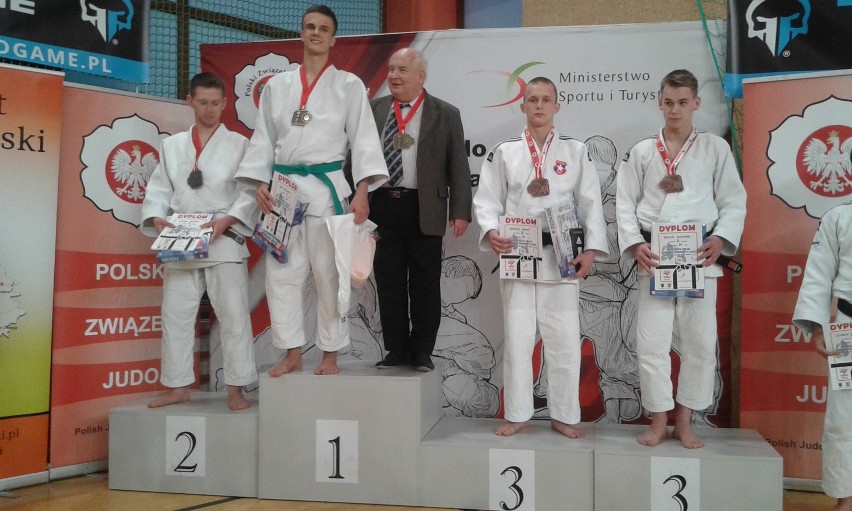 Dwa medale wiślaków w mistrzostwach Polski juniorów w judo