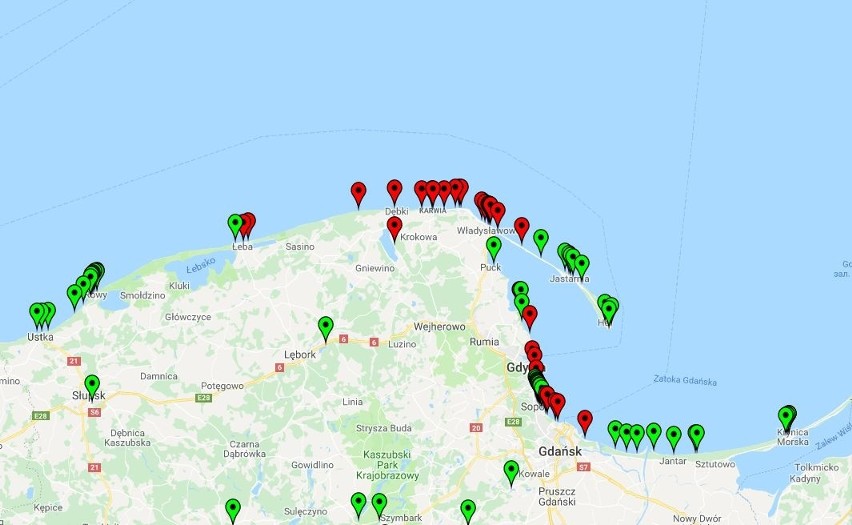 Sinice Bałtyk 2018. Gdzie zakaz kąpieli? Lista otwartych i...