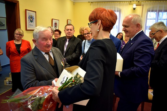 Uroczystego otwarcia dokonała minister rodziny Elżbieta Rafalska i wojewoda Władysław Dajczak