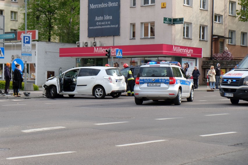 Wypadek na skrzyżowaniu ulic Skłodowskiej i Legionowej....