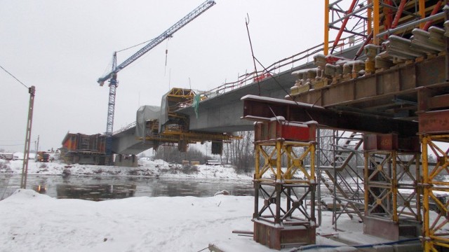 Budowa drogi S19 trwa na całym odcinku od Sokołowa Młp. do granicy z województwem lubelskim.
