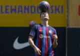 Lewandowski odnotował drugą najwyższą frekwencję na prezentacjach w historii Barcelony. Niemal 60 tysięcy kibiców oklaskiwało go na Camp Nou
