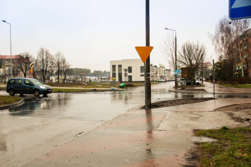 Skrzyżowanie ulic Madalińskiego, Pileckiego i Blachnickiego