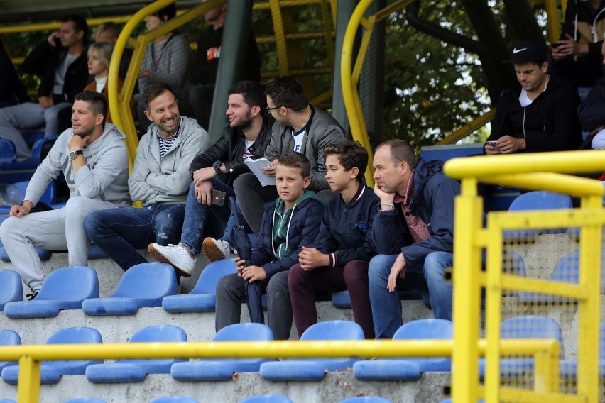 Centralna Liga Juniorów U-18: kibice na meczu w Zabierzowie Wisła Kraków - Legia Warszawa [ZDJĘCIA]