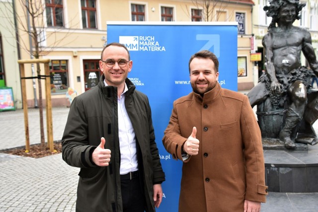 Burmistrz Iłowej Paweł Lichtański oraz prezydent Starachowic Marek Materek spotkali się z lokalnymi mediami w Zielonej Górze