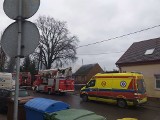 Palił się dom na Zawarciu w Gorzowie. Bartosz Habas zauważył dym. Wysiadł z auta i ruszył z pomocą. Uratował kobietę [ZDJĘCIA]