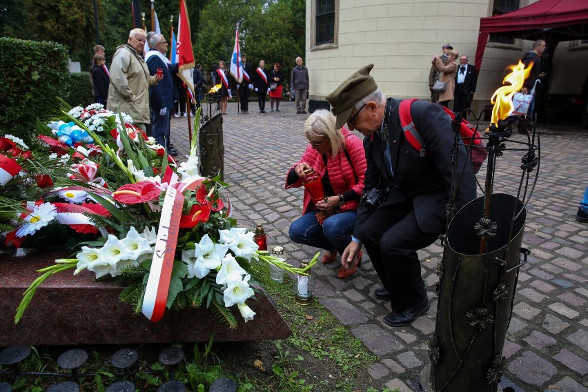 Kraków. W rocznicę 17 września oddali hołd ofiarom komunizmu [ZDJĘCIA, WIDEO]