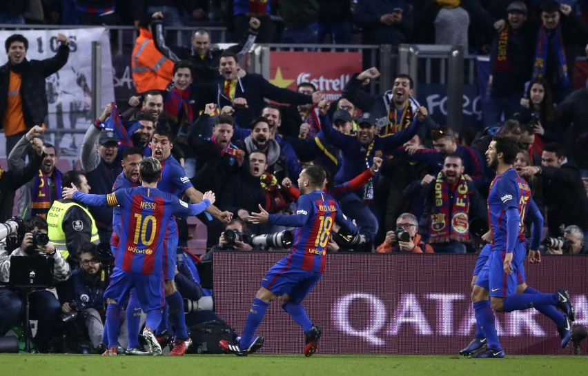 Barcelona wygrała Gran Derbi po golu Luisa Suareza