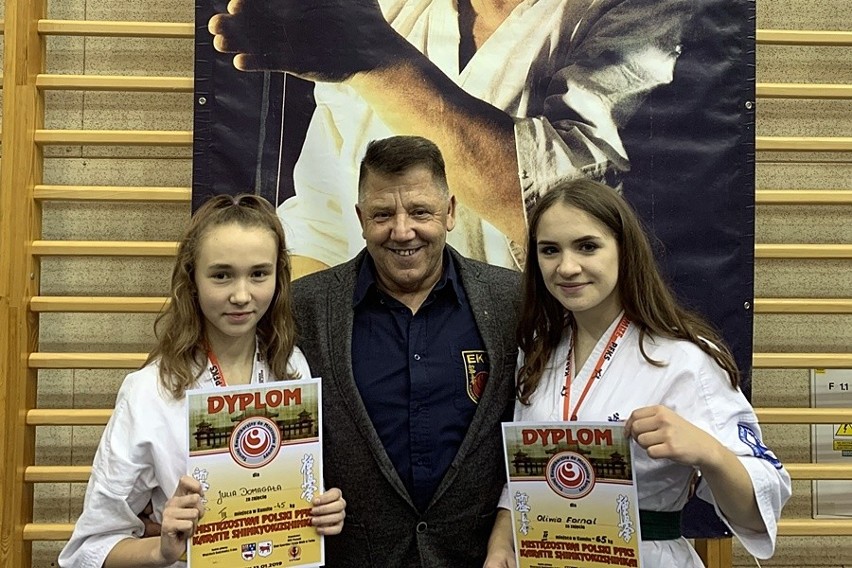 Dwa medale mistrzostw Polski zawodniczek Skarżyskiego Klubu Sportów Walki Kyokushin-Karate