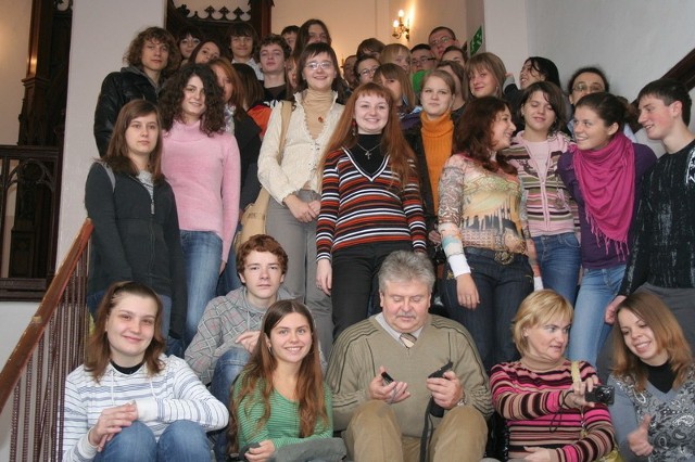 Uczniowie ze lwowskiej szkoły muzycznej bardzo szybko integrują się z licealistami z chełmińskiego Zespołu Szkół Ogólnokształcących nr 1