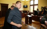 Były ksiądz Jacek Międlar w sądzie przeciwko Marcie Lempart za nazwanie go neonazistą i bandytą