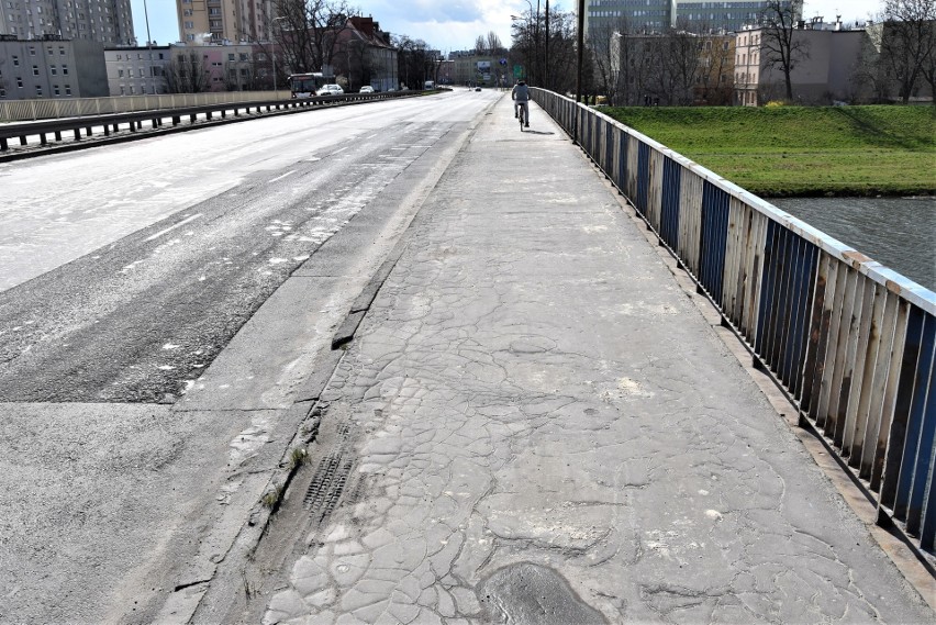 Remont mostu nad Odrą w ciągu ul. Nysy Łużyckiej w Opolu...