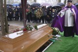 Pogrzeb profesora Bogdana Walczaka, byłego prorektora UAM w Poznaniu. Pożegnano go na Cmentarzu Miłostowo