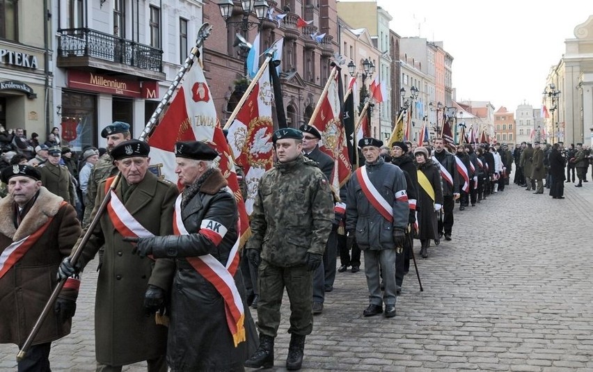 Toruń. Pogrzeb prof. Zawackiej