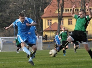 Piłka nożna IV liga Astra - Leśnik 1:1(0:1)