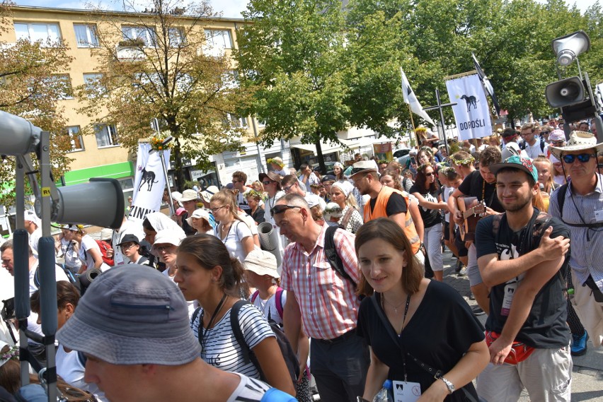 Pielgrzymka Dominikańska dotarła z Krakowa na Jasną Górę ZDJĘCIA Zmęczeni, ale bardzo radośni 