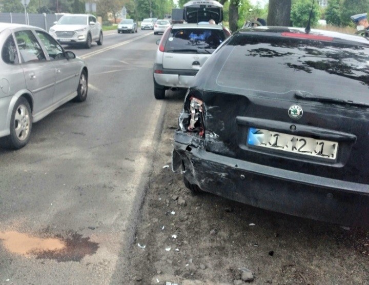 Zderzenie czterech samochodów na ul. Kosmonautów we...