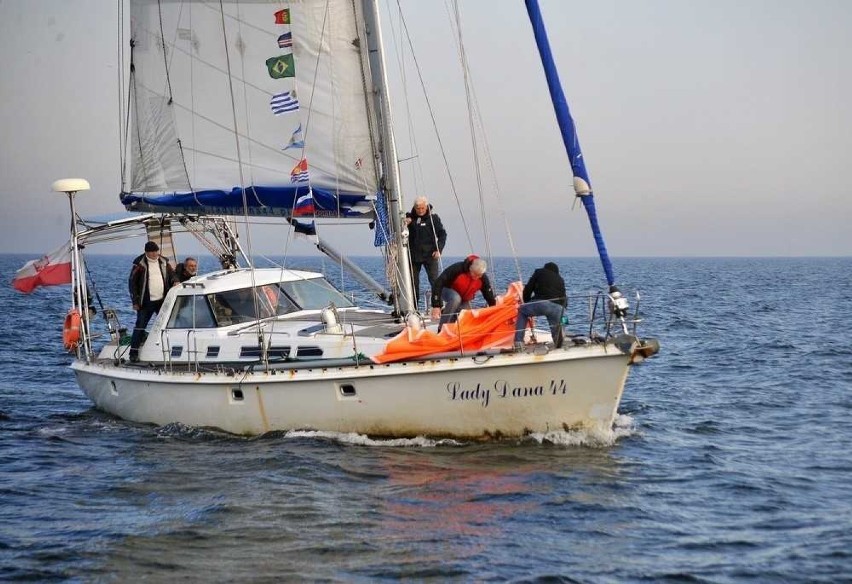 Wielki wyczyn załogi "Lady Dany 44". Żeglarze zakończyli w Gdyni rejs dookoła świata!