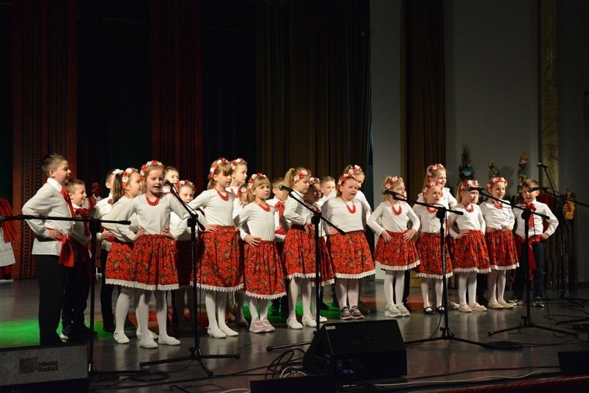 Dziecięca Estrada Folkloru w Kielcach. Poznajcie laureatów, zobaczcie zdjęcia