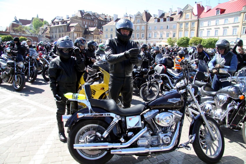 Rozpoczęcie sezonu motocyklowego 2018 w Lublinie. Przez miasto przejechała głośna parada (ZDJĘCIA)