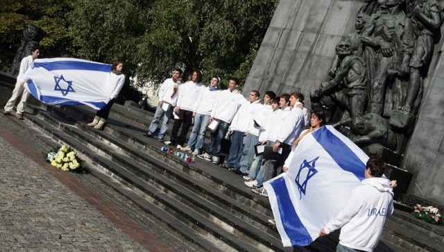 Wycieczka licealistów z Izraela śladami Getta Warszawskiego