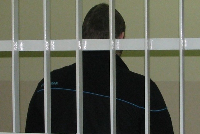 Sąd Rejonowy w Kluczborku tymczasowo aresztował 22-latka na trzy miesiące.