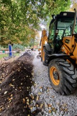 Brzesko chce odciągnąć młodzież od smartfonów, w Ogródku Jordanowskim powstaje tzw. smart plac [ZDJĘCIA]