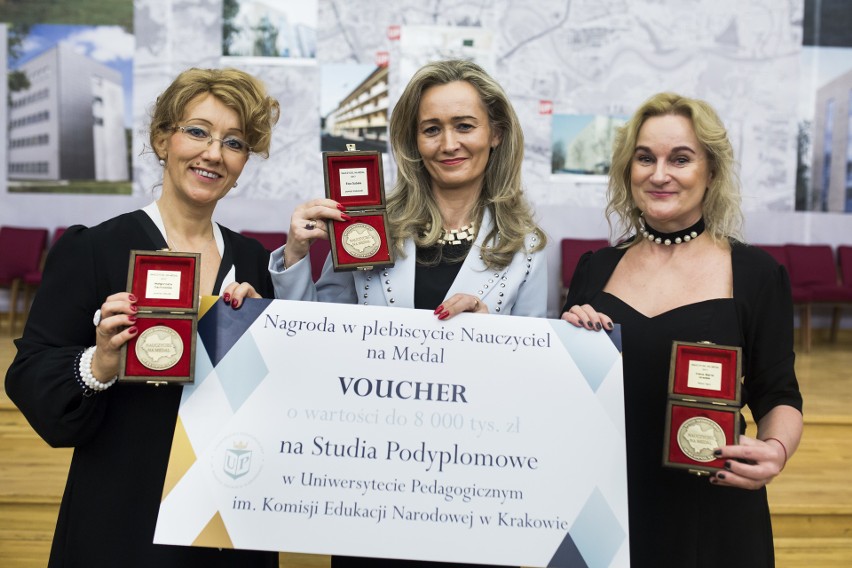 Rozdaliśmy nagrody Nauczycielom na medal! [ZDJĘCIA]