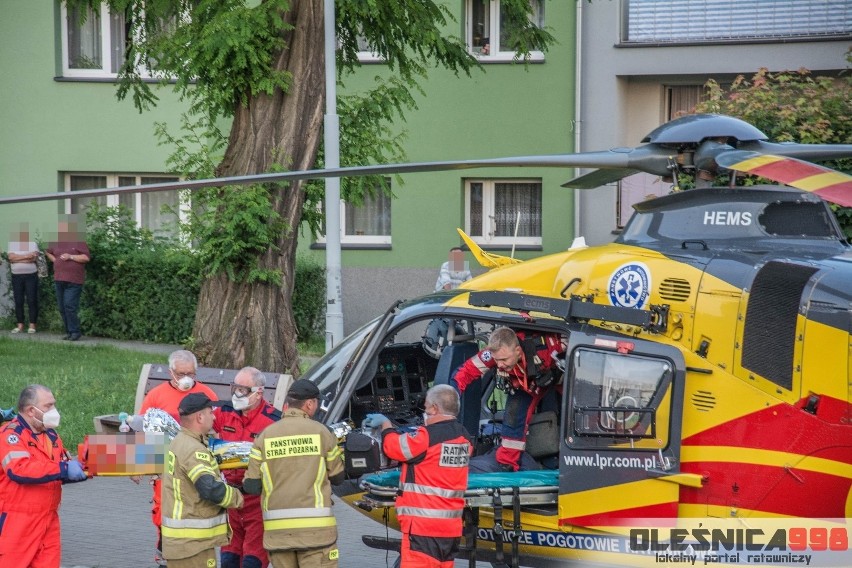 Dziewczynka wpadła pod samochód. W ciężkim stanie zabrał