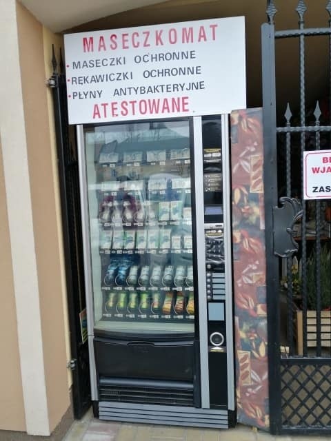 Maseczkomat stanął na ulicy Mickiewicza w Skaryszewie.